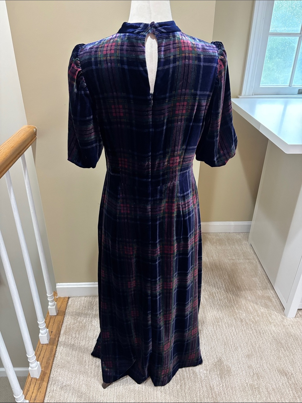 Boden Navy Plaid Velvet High Neck Midi Dress Size 4 EUC - Picture 4 of 12